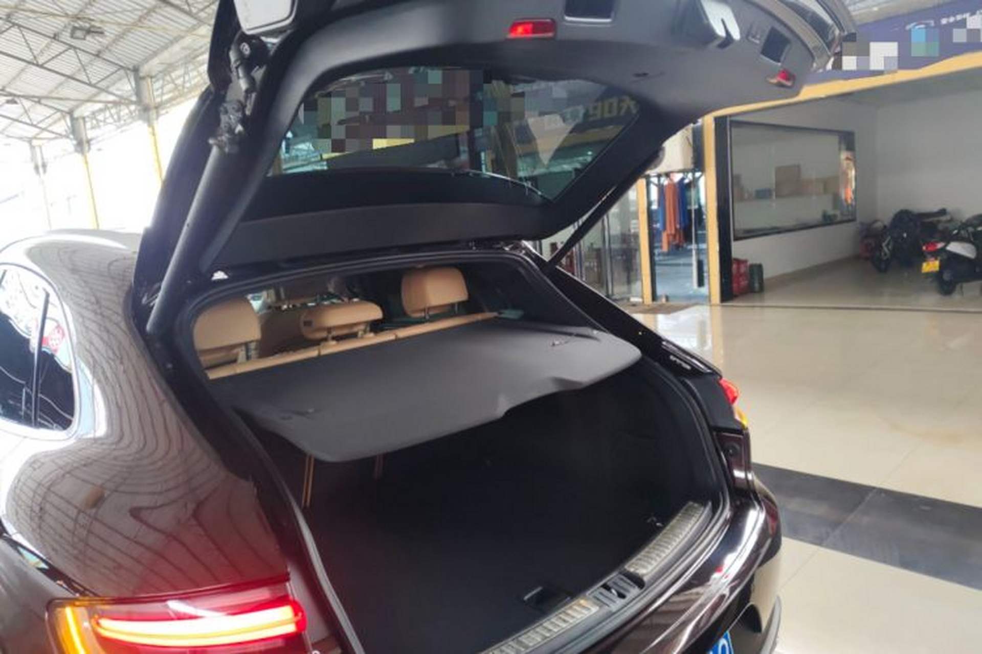 Used Porsche Macan 2018 Macan 2.0T Trunk