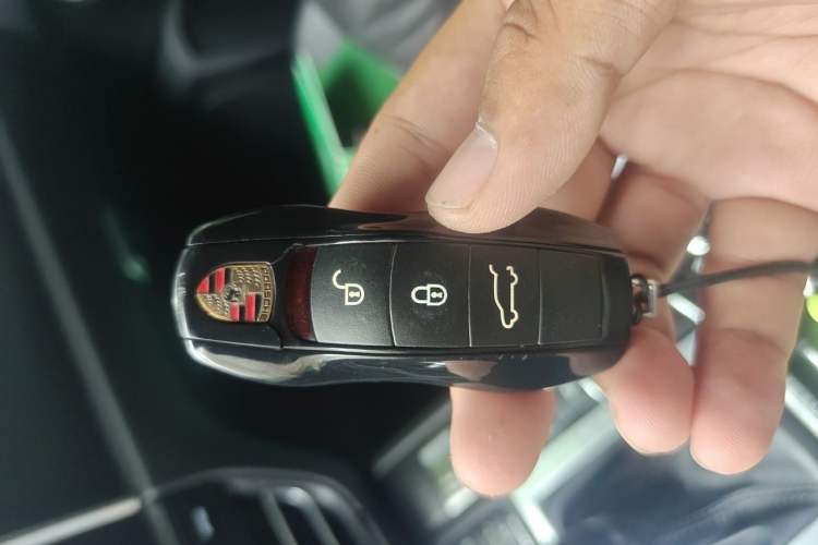 Used Porsche Macan 2018 Macan 2.0T Vehicle Key