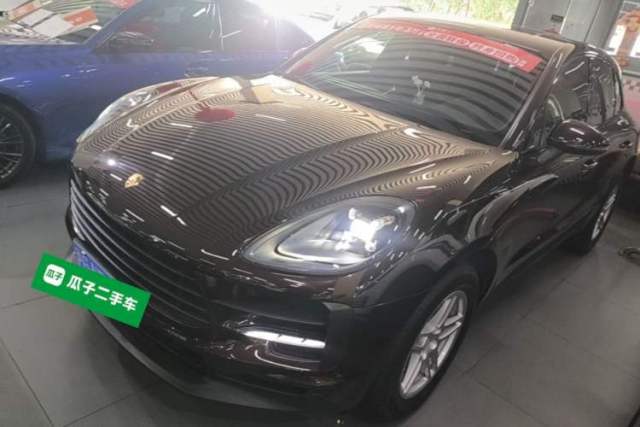 Ojetý Porsche Macan 2018 Macan 2.0T