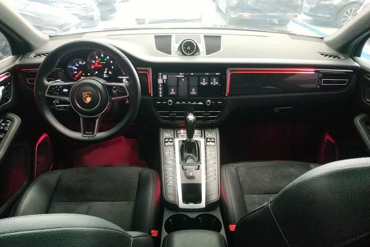 Used Porsche Macan 2018 Macan 2.0T Center Console