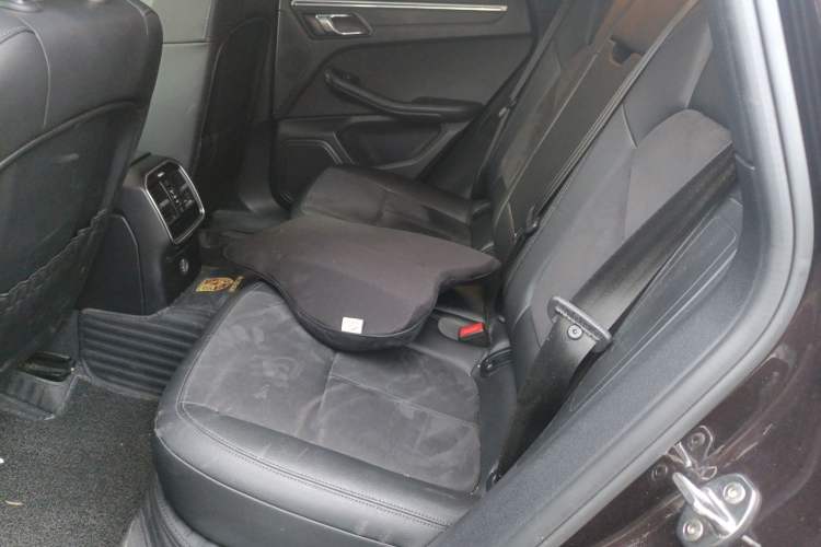Used Porsche Macan 2018 Macan 2.0T Left Rear Seat