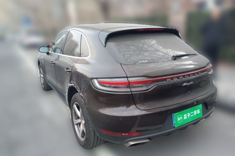 Used Porsche Macan 2018 Macan 2.0T Rear Left 45 Deg