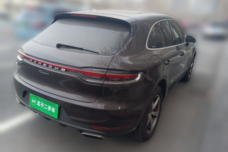 Used Porsche Macan 2018 Macan 2.0T Rear Right 45 Deg