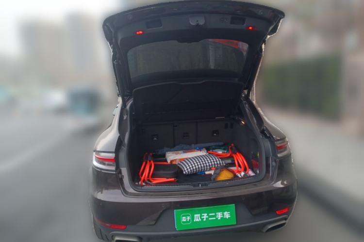 Used Porsche Macan 2018 Macan 2.0T Trunk