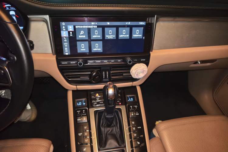 Used Porsche Macan 2018 Macan 2.0T Audio And AC Panel