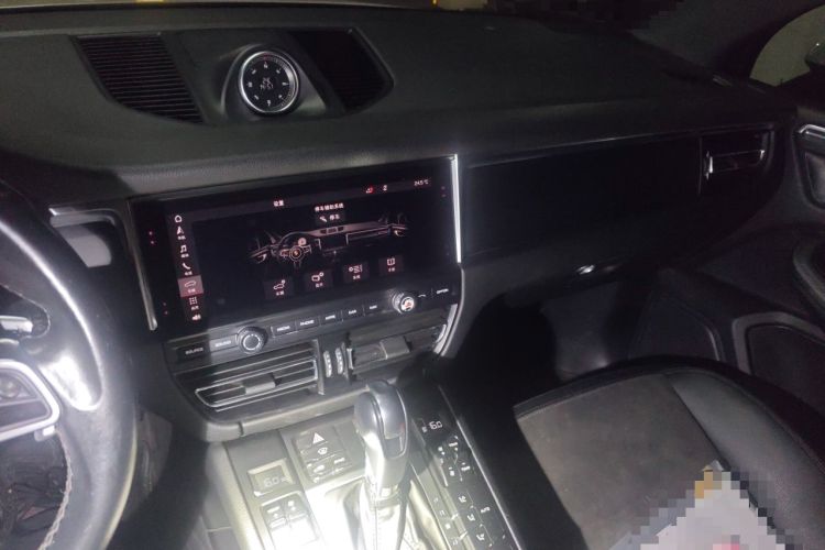 Used Porsche Macan 2018 Macan 2.0T Audio And AC Panel