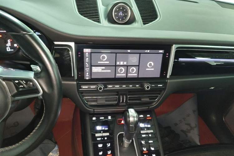 Used Porsche Macan 2018 Macan 2.0T Audio And AC Panel