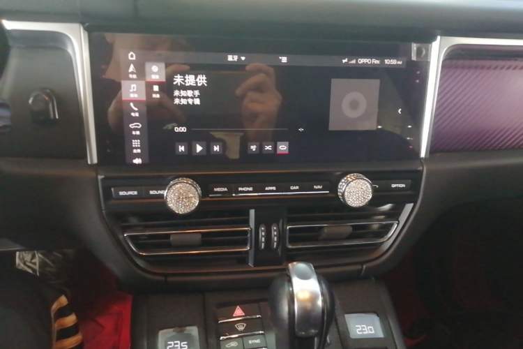Used Porsche Macan 2018 Macan 2.0T Audio And AC Panel
