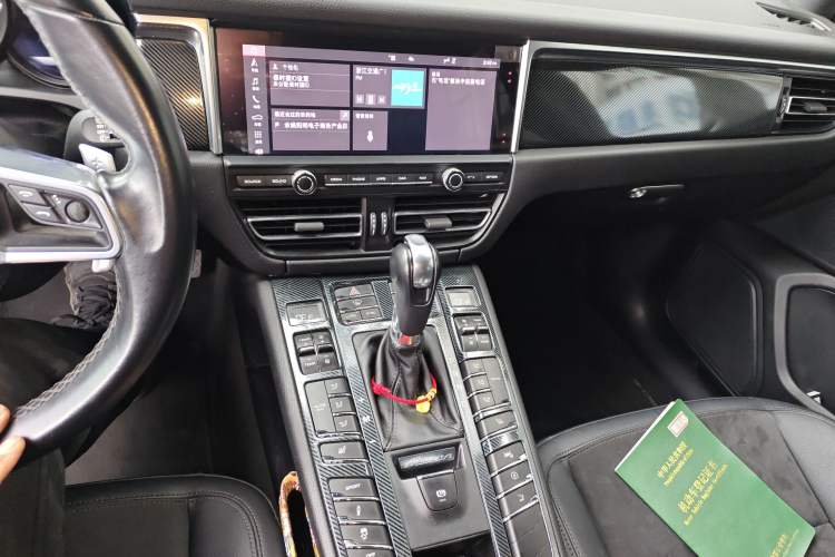 Used Porsche Macan 2018 Macan 2.0T Audio And AC Panel