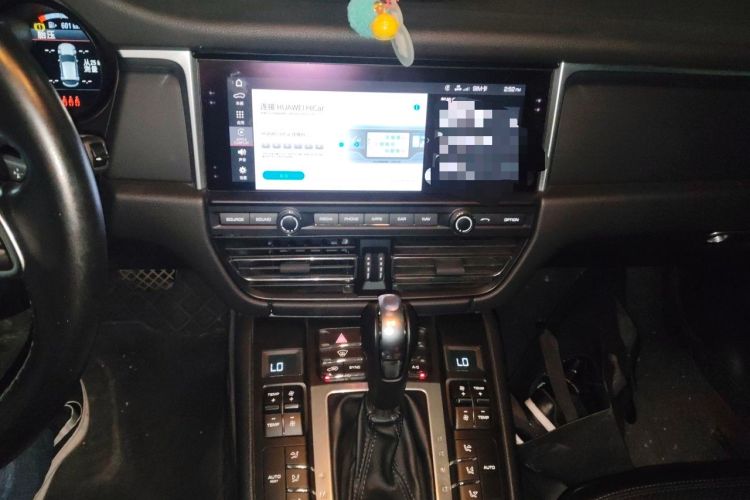 Used Porsche Macan 2018 Macan 2.0T Audio And AC Panel