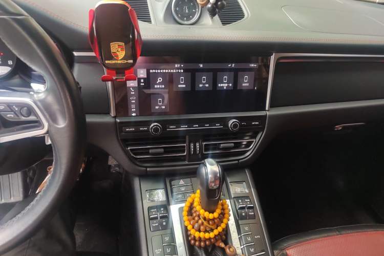Used Porsche Macan 2018 Macan 2.0T Audio And AC Panel