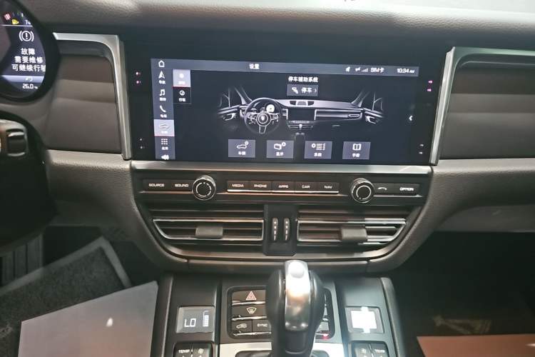 Used Porsche Macan 2018 Macan 2.0T Audio And AC Panel