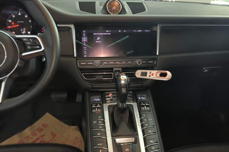 Used Porsche Macan 2018 Macan 2.0T Audio And AC Panel