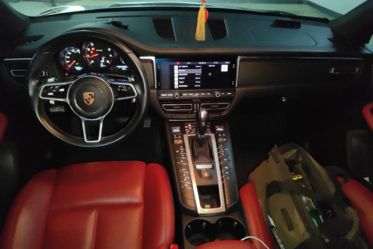 Used Porsche Macan 2018 Macan 2.0T Center Console