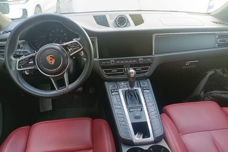 Used Porsche Macan 2018 Macan 2.0T Center Console