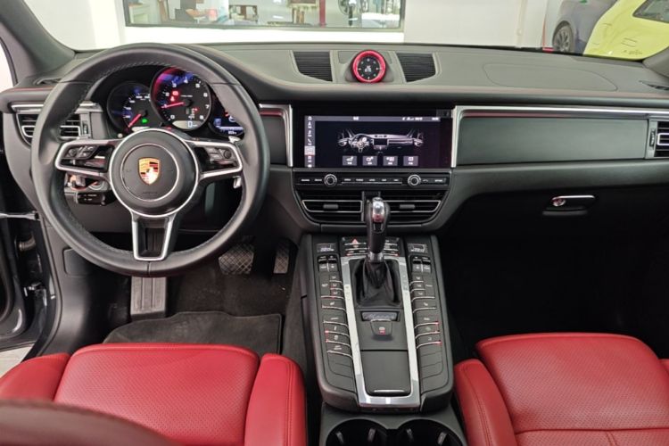 Used Porsche Macan 2018 Macan 2.0T Center Console
