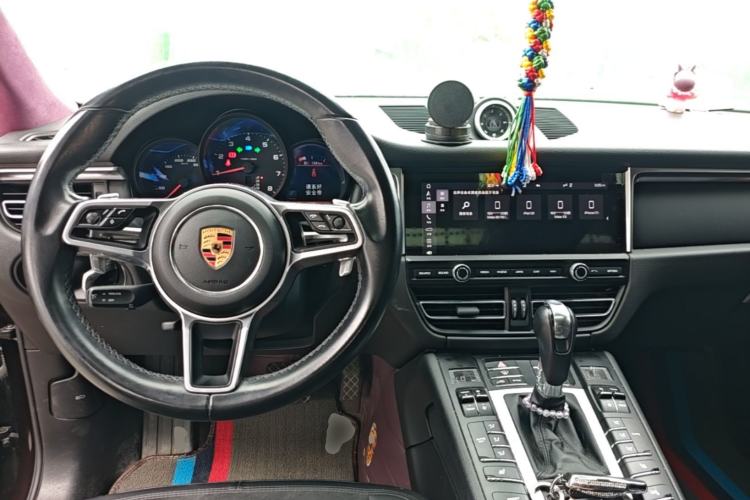 Used Porsche Macan 2018 Macan 2.0T Center Console