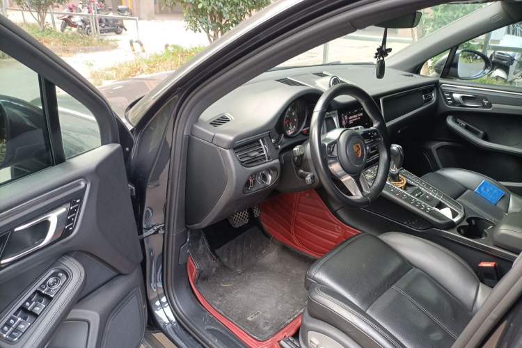 Used Porsche Macan 2018 Macan 2.0T Driver Seat