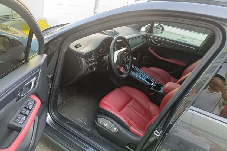 Used Porsche Macan 2018 Macan 2.0T Driver Seat