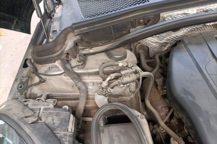 Used Porsche Macan 2018 Macan 2.0T Engine Bay Right