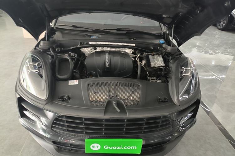 Used Porsche Macan 2018 Macan 2.0T Engine Bay