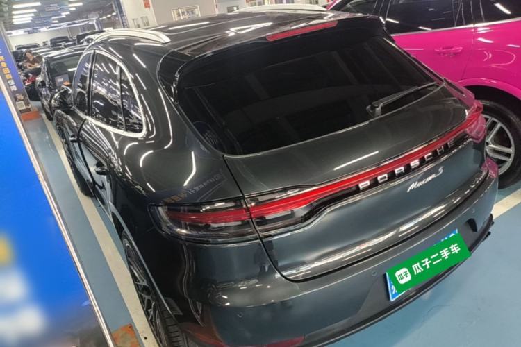 Used Porsche Macan 2018 Macan 2.0T Exterior 2