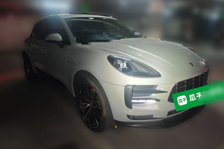 Used Porsche Macan 2018 Macan 2.0T Front Right 45 Deg