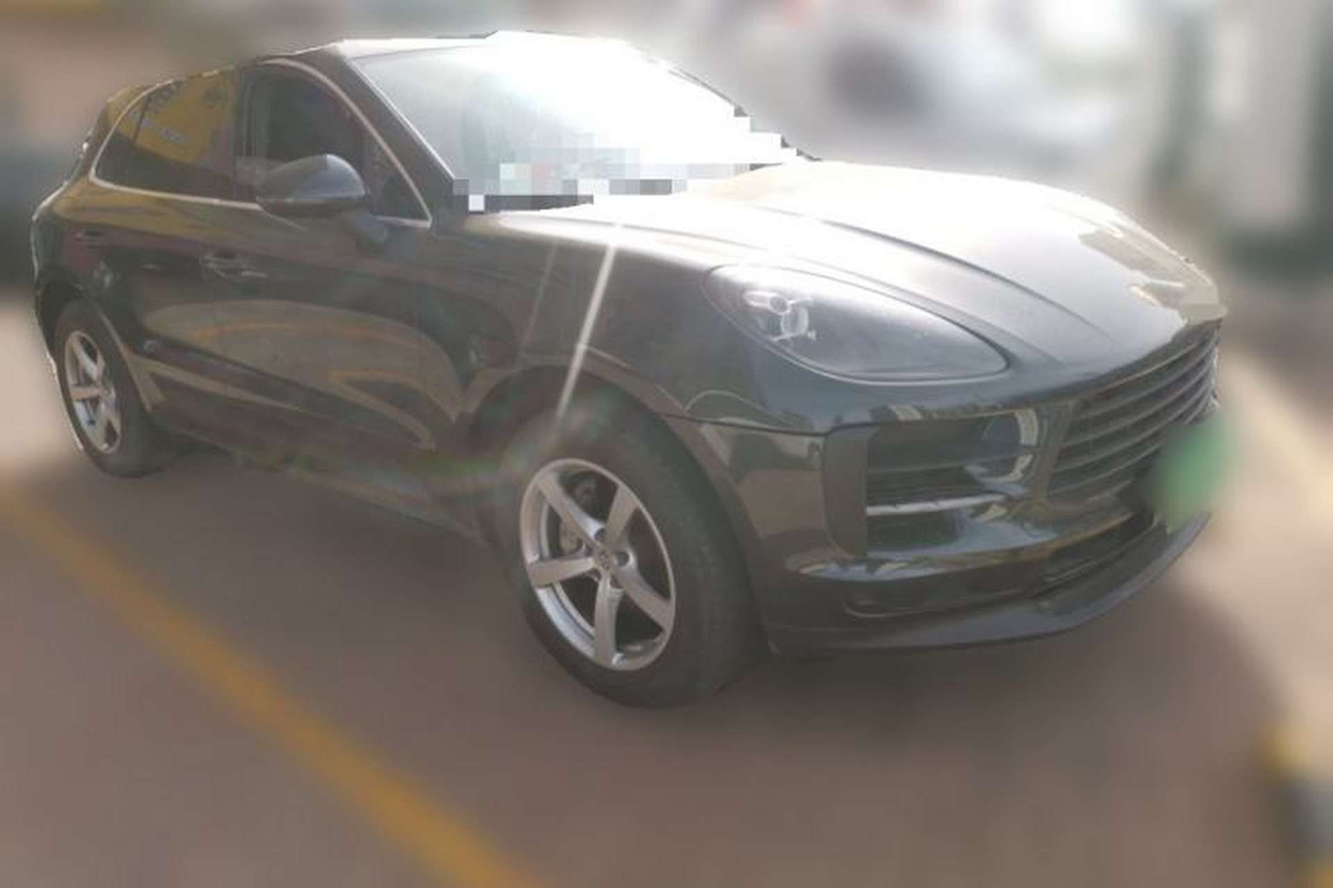 Used Porsche Macan 2018 Macan 2.0T Front Right 45 Deg