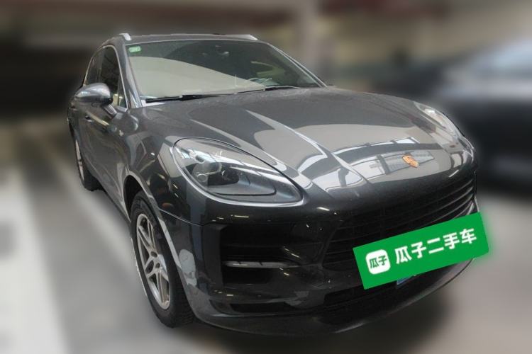 Used Porsche Macan 2018 Macan 2.0T Front Right 45 Deg