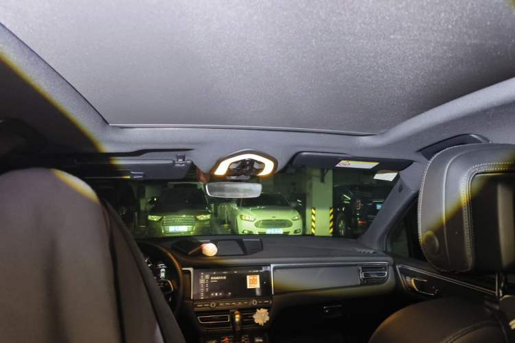 Used Porsche Macan 2018 Macan 2.0T Headliner