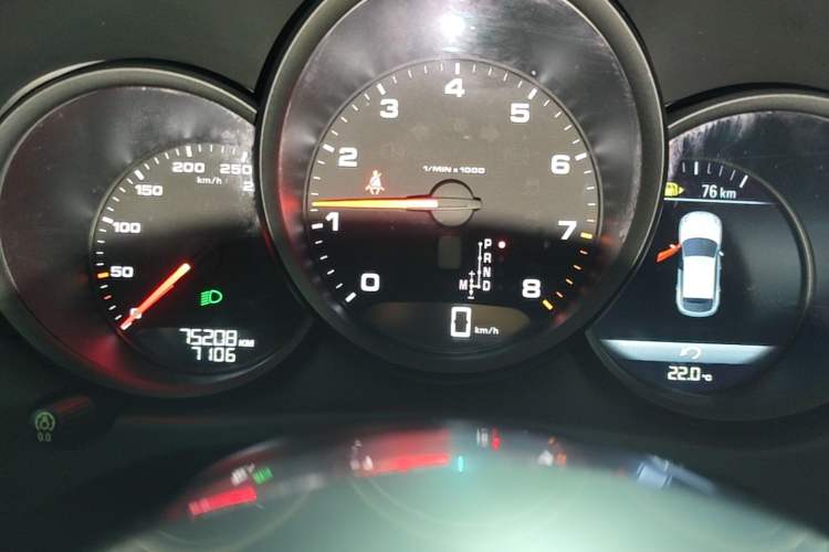 Used Porsche Macan 2018 Macan 2.0T Instrument Cluster