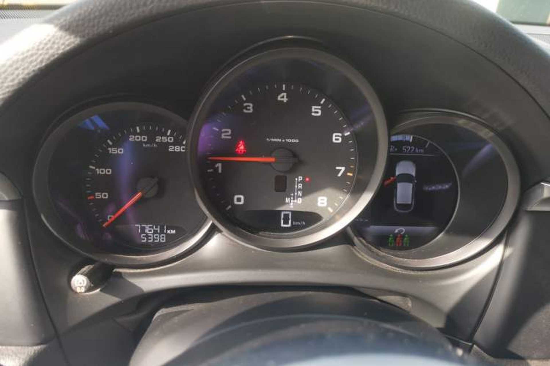 Used Porsche Macan 2018 Macan 2.0T Instrument Cluster