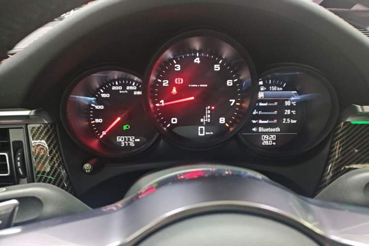 Used Porsche Macan 2018 Macan 2.0T Instrument Cluster