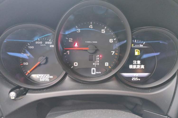 Used Porsche Macan 2018 Macan 2.0T Instrument Cluster