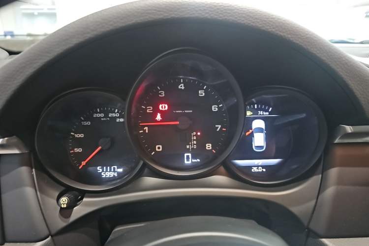 Used Porsche Macan 2018 Macan 2.0T Instrument Cluster
