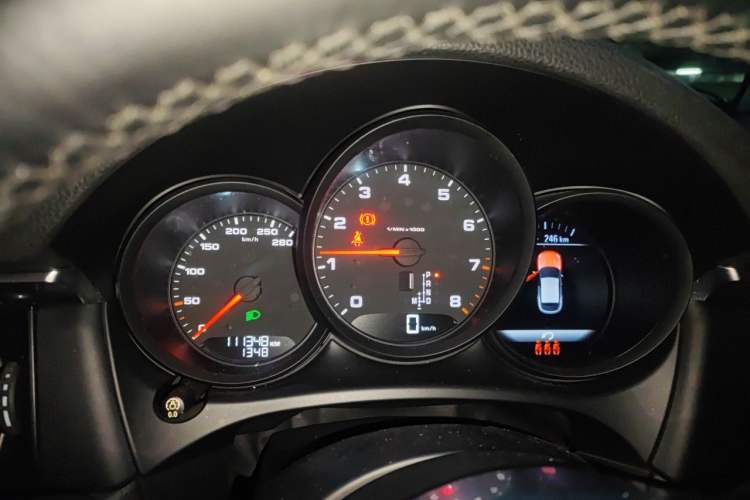 Used Porsche Macan 2018 Macan 2.0T Instrument Cluster