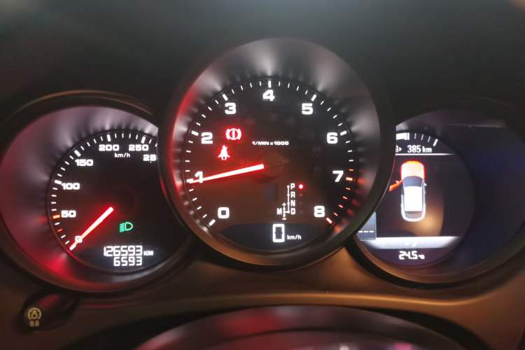 Used Porsche Macan 2018 Macan 2.0T Instrument Cluster