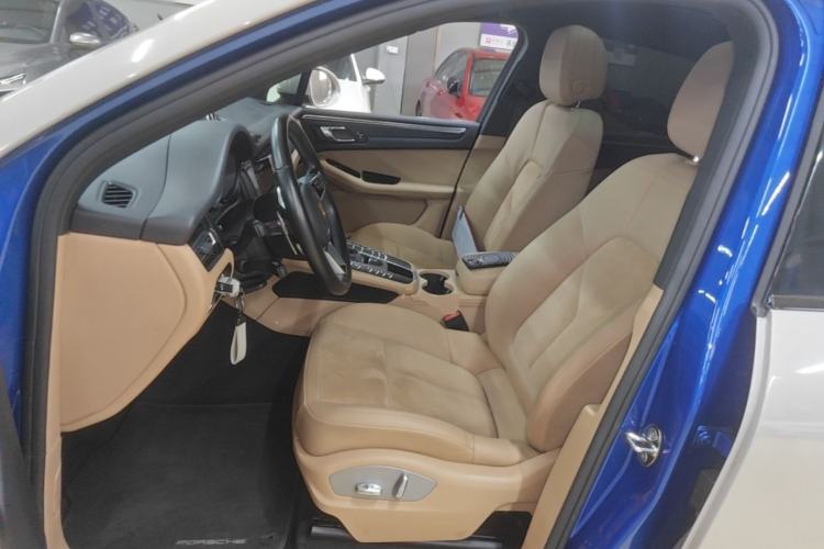 Used Porsche Macan 2018 Macan 2.0T Left Front Seat