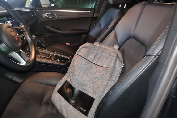 Used Porsche Macan 2018 Macan 2.0T Left Front Seat