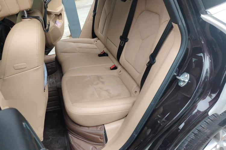Used Porsche Macan 2018 Macan 2.0T Left Rear Seat