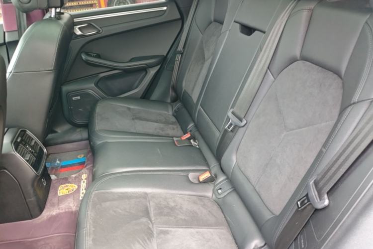 Used Porsche Macan 2018 Macan 2.0T Left Rear Seat