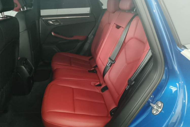 Used Porsche Macan 2018 Macan 2.0T Left Rear Seat