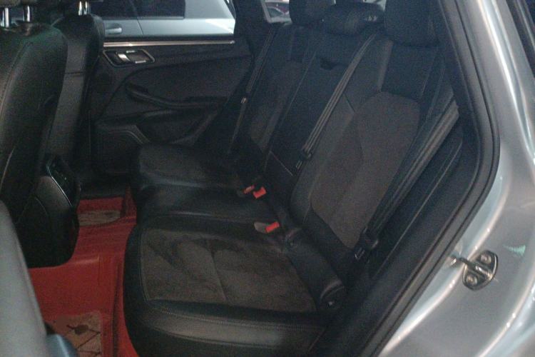 Used Porsche Macan 2018 Macan 2.0T Left Rear Seat