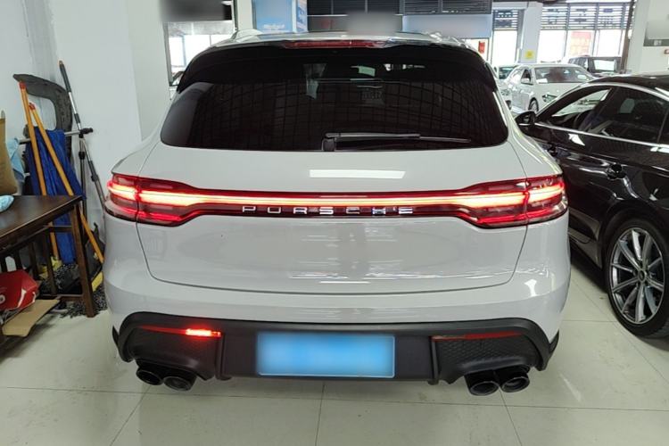 Used Porsche Macan 2018 Macan 2.0T Rear