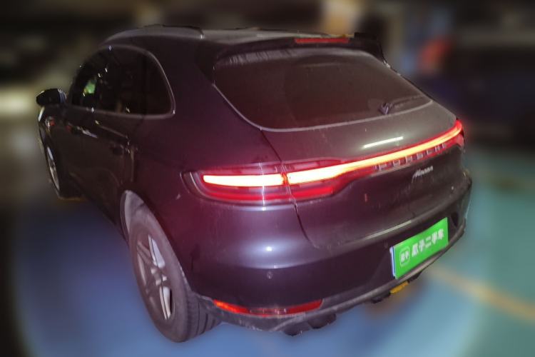 Used Porsche Macan 2018 Macan 2.0T Rear Left 45 Deg