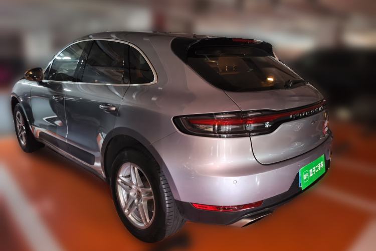 Used Porsche Macan 2018 Macan 2.0T Rear Left 45 Deg