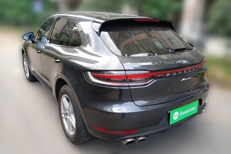 Used Porsche Macan 2018 Macan 2.0T Rear Left 45 Deg