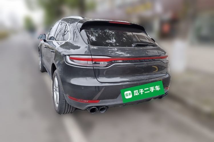Used Porsche Macan 2018 Macan 2.0T Rear Left 45 Deg