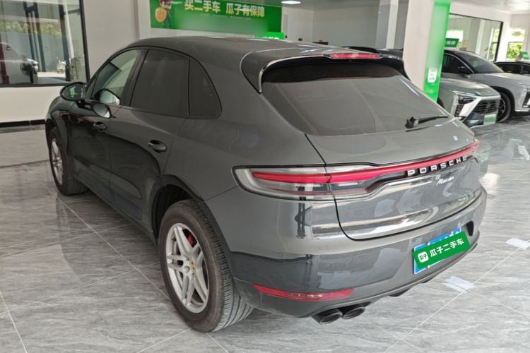Used Porsche Macan 2018 Macan 2.0T Rear Left 45 Deg