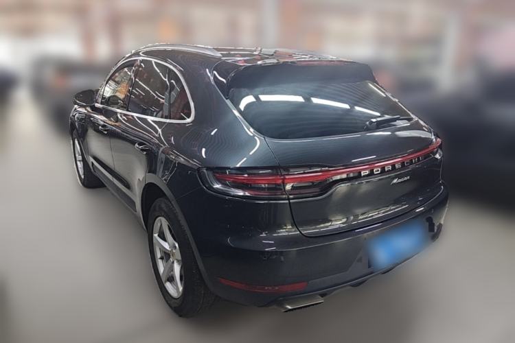 Used Porsche Macan 2018 Macan 2.0T Rear Left 45 Deg